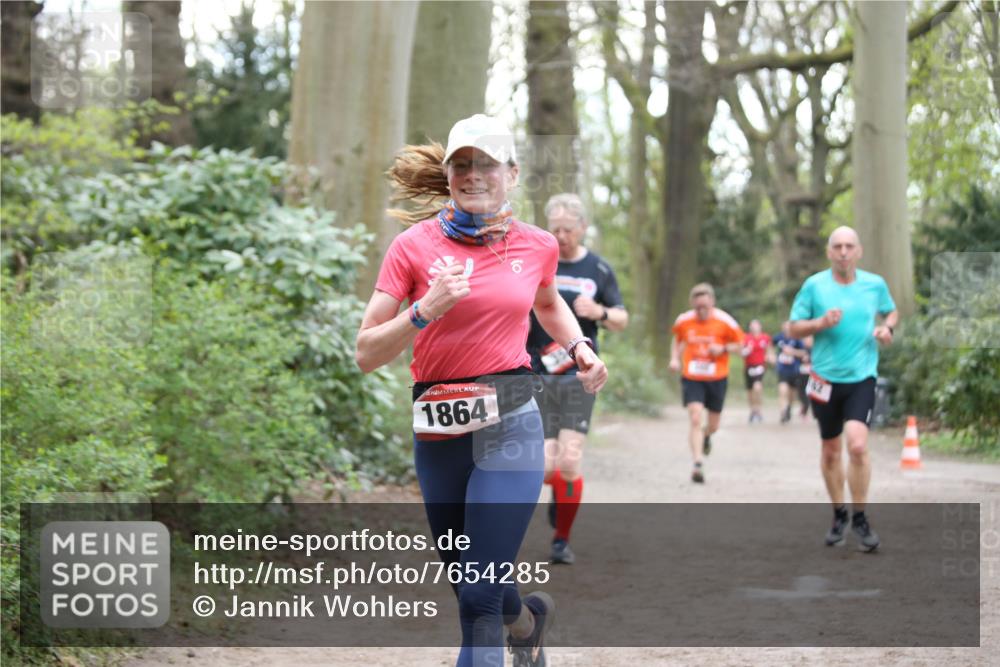 13.04.2025 - Hammer Lauf Jannik Wohlers http://msf.ph/oto/7654285 13.04.2025 10:35:53 Laufen 1864 meine-sportfotos.de