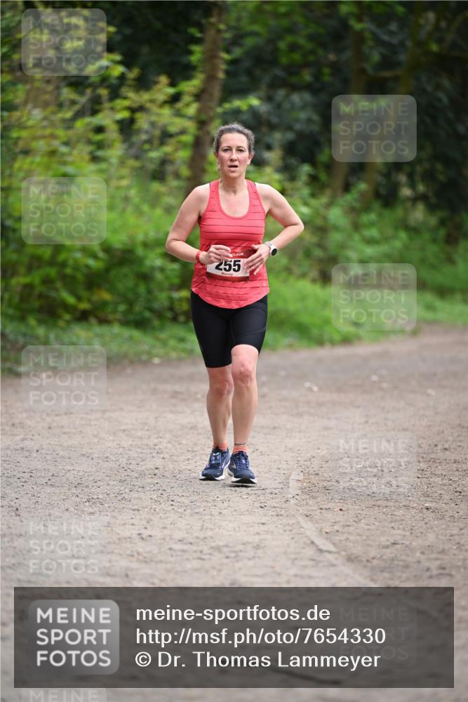 13.04.2025 - Hammer Lauf Dr. Thomas Lammeyer http://msf.ph/oto/7654330 13.04.2025 10:34:15 Laufen 255 meine-sportfotos.de