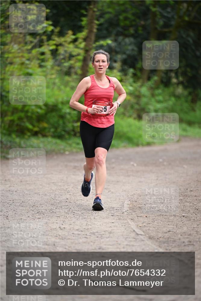 13.04.2025 - Hammer Lauf Dr. Thomas Lammeyer http://msf.ph/oto/7654332 13.04.2025 10:34:15 Laufen 15, 5 meine-sportfotos.de