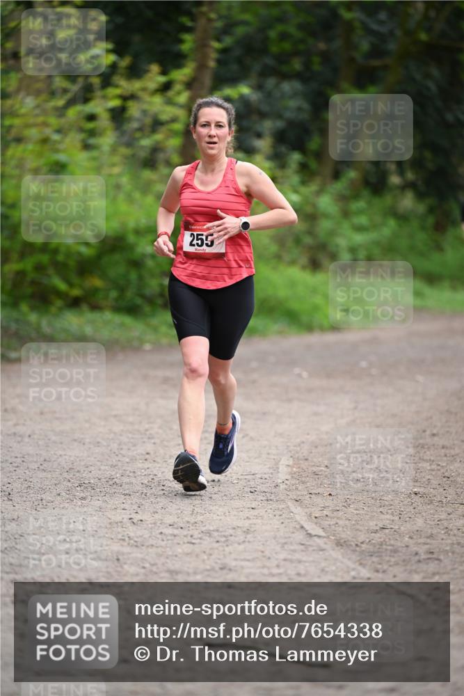 13.04.2025 - Hammer Lauf Dr. Thomas Lammeyer http://msf.ph/oto/7654338 13.04.2025 10:34:15 Laufen 255 meine-sportfotos.de