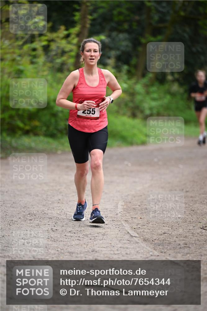 13.04.2025 - Hammer Lauf Dr. Thomas Lammeyer http://msf.ph/oto/7654344 13.04.2025 10:34:16 Laufen 255 meine-sportfotos.de