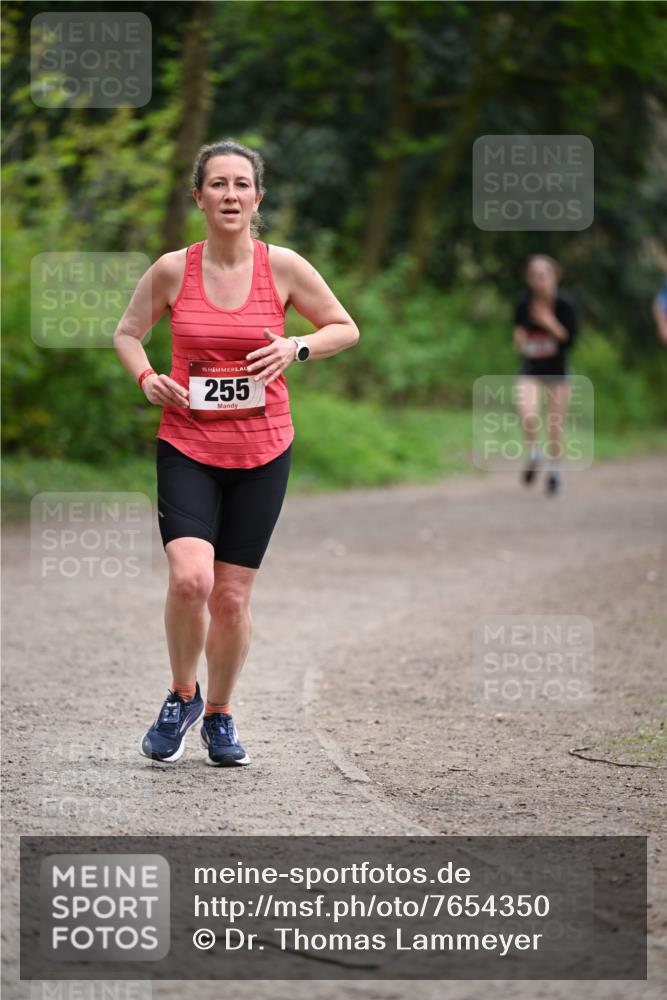 13.04.2025 - Hammer Lauf Dr. Thomas Lammeyer http://msf.ph/oto/7654350 13.04.2025 10:34:16 Laufen 15, 255 meine-sportfotos.de