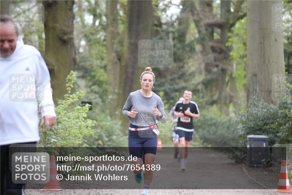 13.04.2025 - Hammer Lauf Jannik Wohlers http://msf.ph/oto/7654389 13.04.2025 10:35:05 Laufen 1666 meine-sportfotos.de