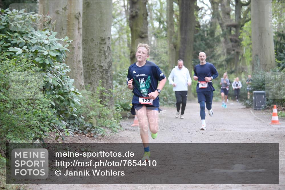 13.04.2025 - Hammer Lauf Jannik Wohlers http://msf.ph/oto/7654410 13.04.2025 10:34:58 Laufen 122, 769 meine-sportfotos.de
