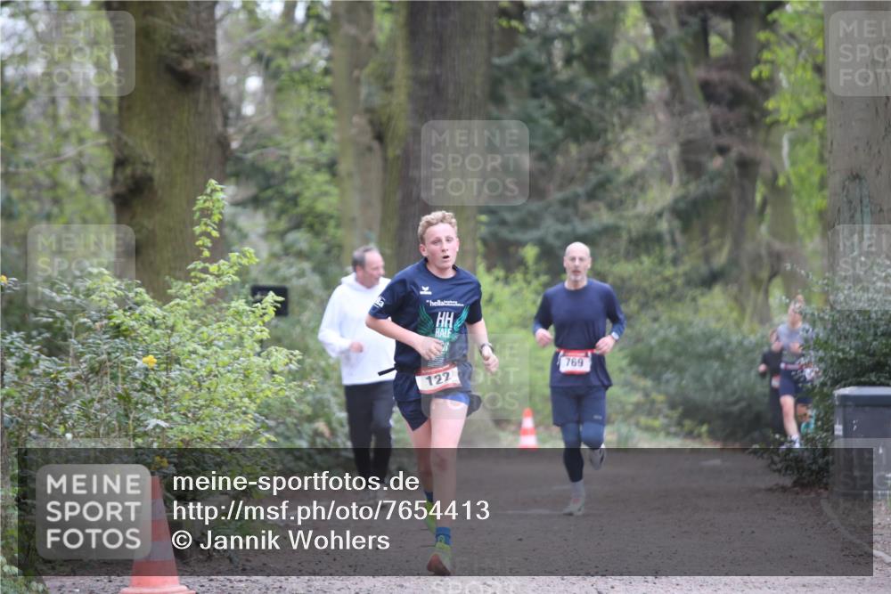 13.04.2025 - Hammer Lauf Jannik Wohlers http://msf.ph/oto/7654413 13.04.2025 10:34:54 Laufen 122, 769 meine-sportfotos.de
