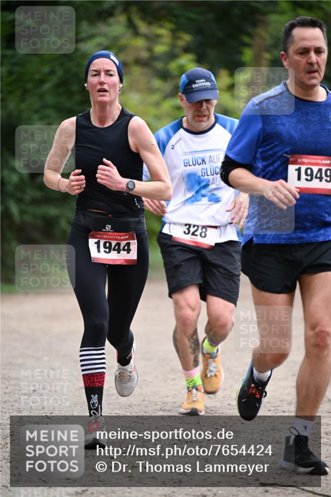13.04.2025 - Hammer Lauf Dr. Thomas Lammeyer http://msf.ph/oto/7654424 13.04.2025 10:34:24 Laufen 1949, 15, 1944, 328 meine-sportfotos.de