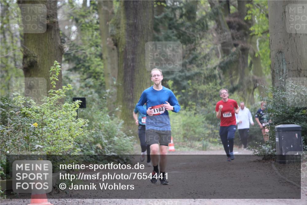 13.04.2025 - Hammer Lauf Jannik Wohlers http://msf.ph/oto/7654441 13.04.2025 10:34:44 Laufen 1182, 1795 meine-sportfotos.de