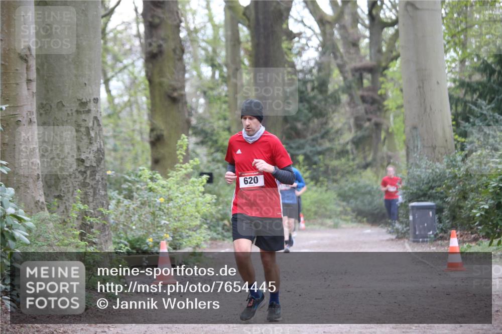 13.04.2025 - Hammer Lauf Jannik Wohlers http://msf.ph/oto/7654445 13.04.2025 10:34:42 Laufen 620 meine-sportfotos.de