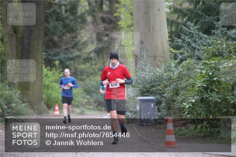 13.04.2025 - Hammer Lauf Jannik Wohlers http://msf.ph/oto/7654446 13.04.2025 10:34:38 Laufen 620 meine-sportfotos.de
