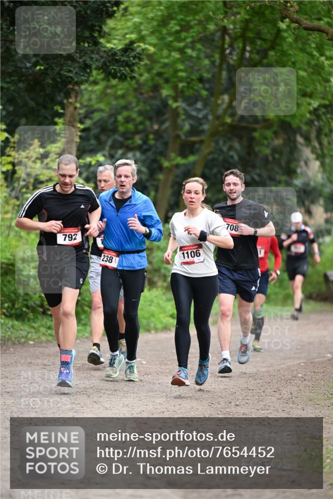 13.04.2025 - Hammer Lauf Dr. Thomas Lammeyer http://msf.ph/oto/7654452 13.04.2025 10:34:42 Laufen 15, 792, 238, 1106, 708 meine-sportfotos.de
