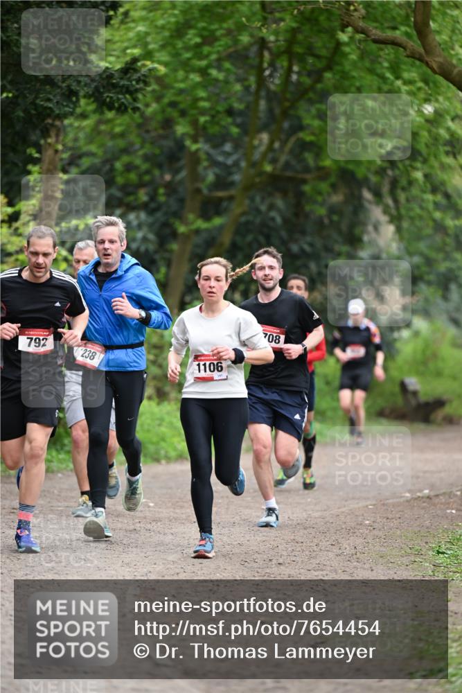 13.04.2025 - Hammer Lauf Dr. Thomas Lammeyer http://msf.ph/oto/7654454 13.04.2025 10:34:43 Laufen 792, 238, 1106, 141, 708 meine-sportfotos.de