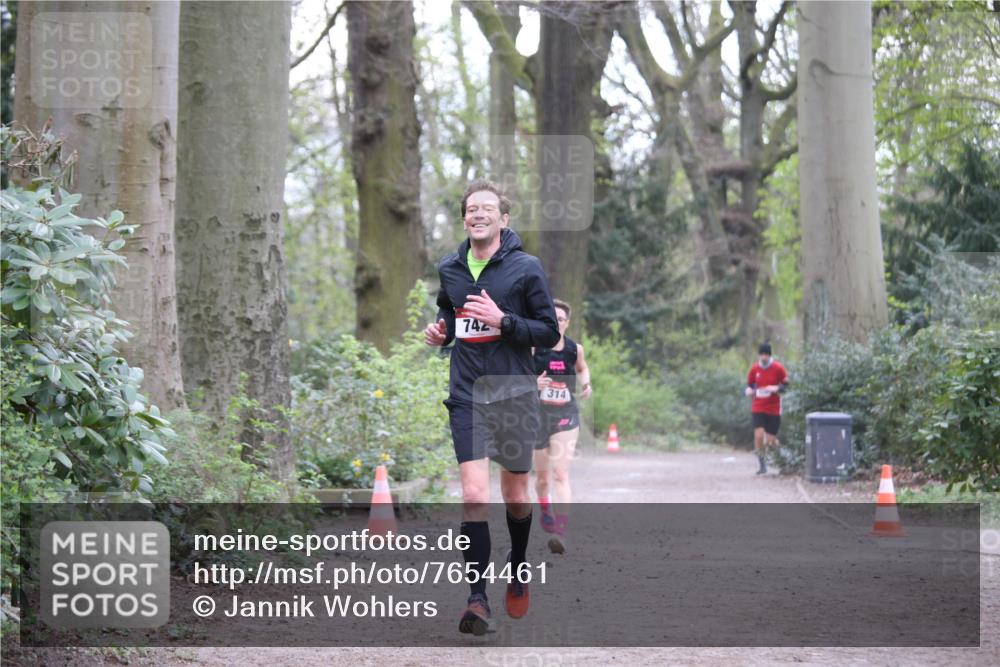 13.04.2025 - Hammer Lauf Jannik Wohlers http://msf.ph/oto/7654461 13.04.2025 10:34:33 Laufen 742, 314 meine-sportfotos.de