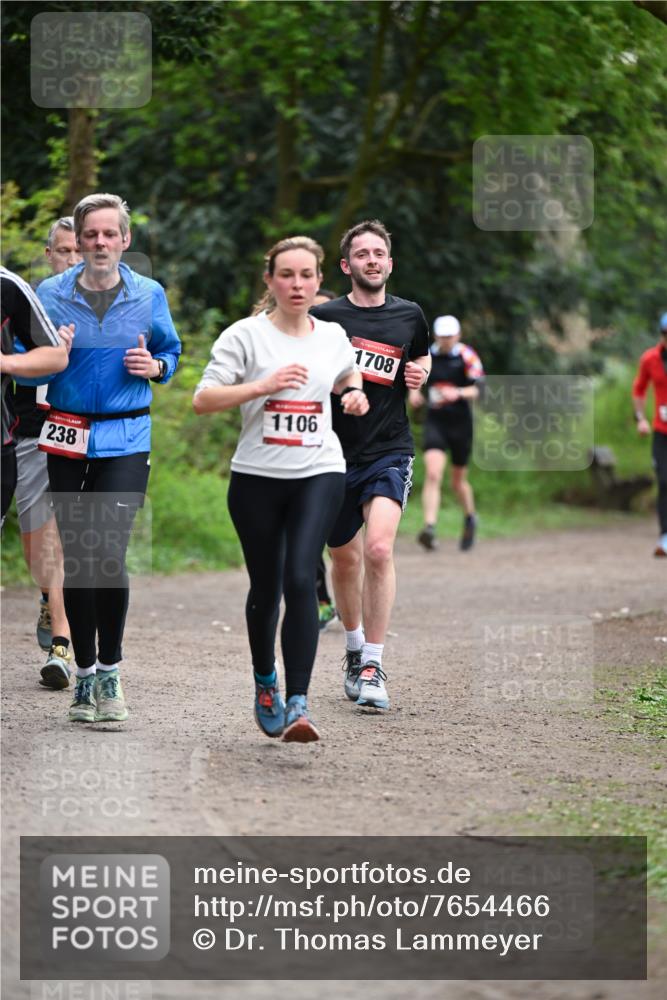 13.04.2025 - Hammer Lauf Dr. Thomas Lammeyer http://msf.ph/oto/7654466 13.04.2025 10:34:44 Laufen 238, 1106, 1708 meine-sportfotos.de