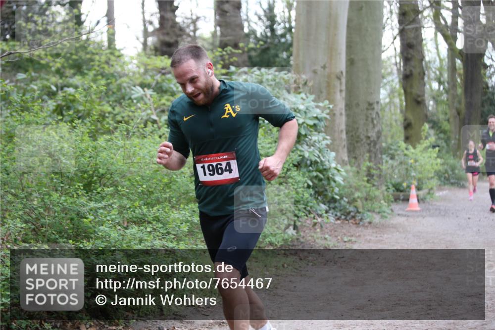 13.04.2025 - Hammer Lauf Jannik Wohlers http://msf.ph/oto/7654467 13.04.2025 10:34:31 Laufen 15, 1964 meine-sportfotos.de