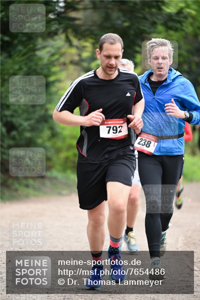 13.04.2025 - Hammer Lauf Dr. Thomas Lammeyer http://msf.ph/oto/7654486 13.04.2025 10:34:45 Laufen 792, 15, 238 meine-sportfotos.de