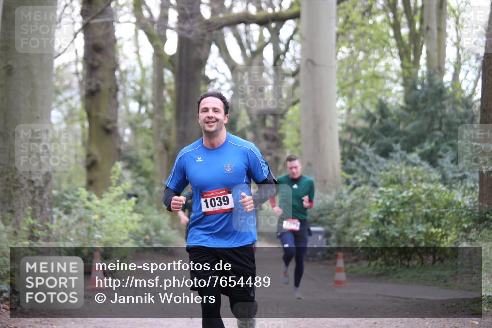 13.04.2025 - Hammer Lauf Jannik Wohlers http://msf.ph/oto/7654489 13.04.2025 10:34:26 Laufen 1039, 1279 meine-sportfotos.de