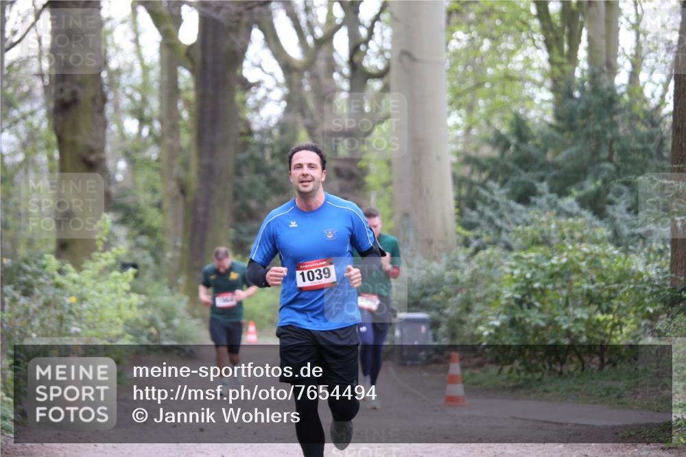 13.04.2025 - Hammer Lauf Jannik Wohlers http://msf.ph/oto/7654494 13.04.2025 10:34:25 Laufen 1039 meine-sportfotos.de