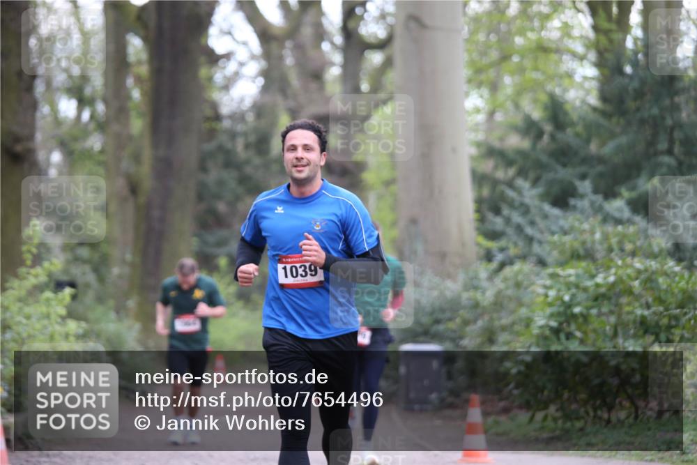 13.04.2025 - Hammer Lauf Jannik Wohlers http://msf.ph/oto/7654496 13.04.2025 10:34:25 Laufen 1039 meine-sportfotos.de