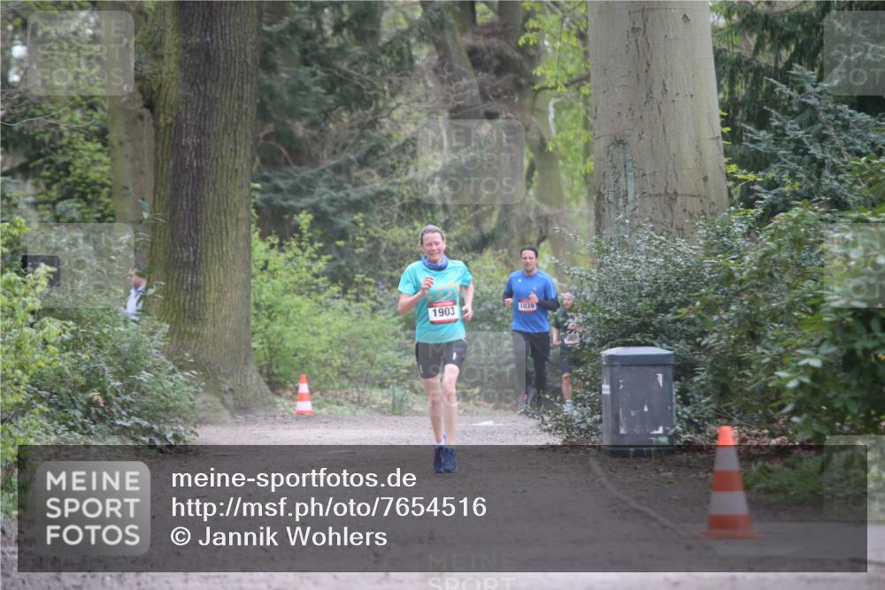 13.04.2025 - Hammer Lauf Jannik Wohlers http://msf.ph/oto/7654516 13.04.2025 10:34:13 Laufen 1903, 1039 meine-sportfotos.de