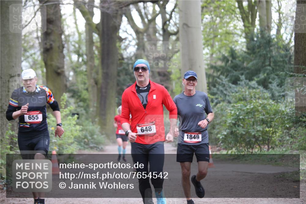 13.04.2025 - Hammer Lauf Jannik Wohlers http://msf.ph/oto/7654542 13.04.2025 10:34:06 Laufen 655, 15, 648, 1849 meine-sportfotos.de
