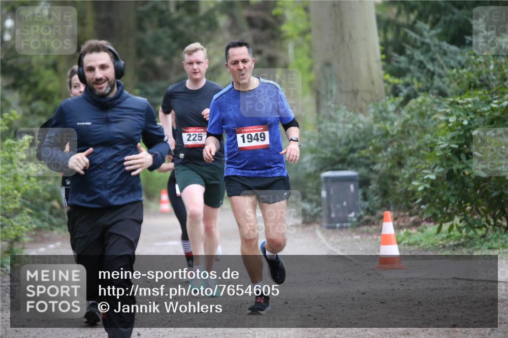 13.04.2025 - Hammer Lauf Jannik Wohlers http://msf.ph/oto/7654605 13.04.2025 10:33:35 Laufen 225, 1949 meine-sportfotos.de