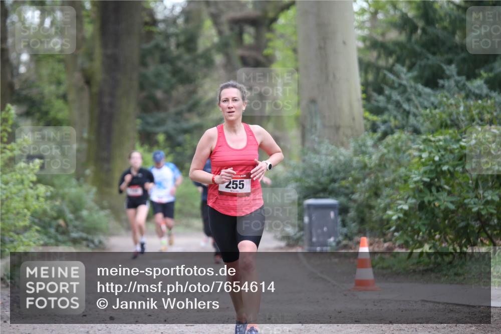 13.04.2025 - Hammer Lauf Jannik Wohlers http://msf.ph/oto/7654614 13.04.2025 10:33:29 Laufen 255 meine-sportfotos.de