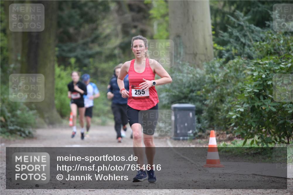 13.04.2025 - Hammer Lauf Jannik Wohlers http://msf.ph/oto/7654616 13.04.2025 10:33:28 Laufen 255 meine-sportfotos.de