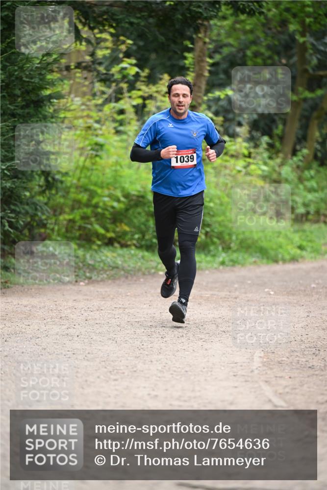 13.04.2025 - Hammer Lauf Dr. Thomas Lammeyer http://msf.ph/oto/7654636 13.04.2025 10:35:08 Laufen 1039 meine-sportfotos.de
