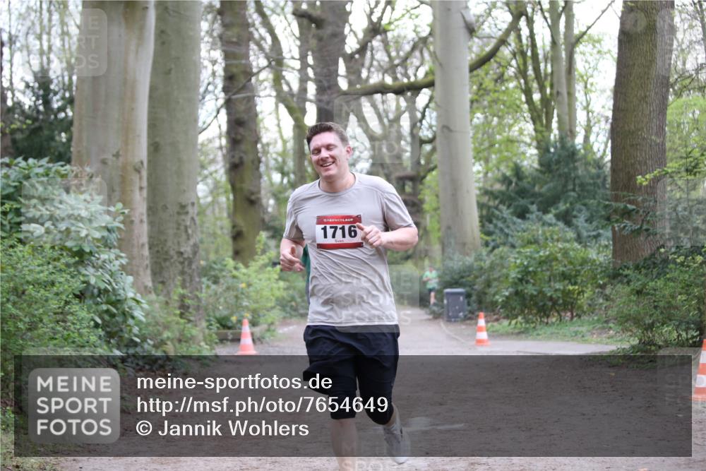 13.04.2025 - Hammer Lauf Jannik Wohlers http://msf.ph/oto/7654649 13.04.2025 10:33:08 Laufen 15, 1716 meine-sportfotos.de
