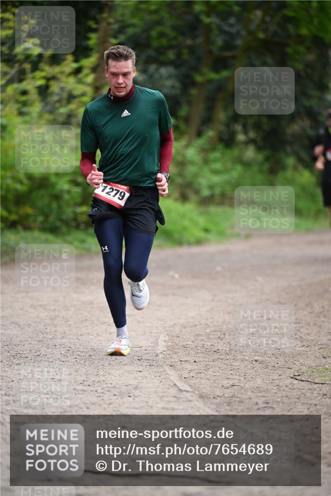 13.04.2025 - Hammer Lauf Dr. Thomas Lammeyer http://msf.ph/oto/7654689 13.04.2025 10:35:14 Laufen 1279 meine-sportfotos.de