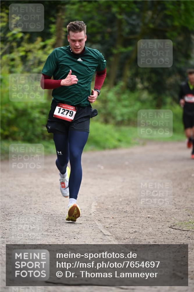 13.04.2025 - Hammer Lauf Dr. Thomas Lammeyer http://msf.ph/oto/7654697 13.04.2025 10:35:14 Laufen 15, 1279 meine-sportfotos.de