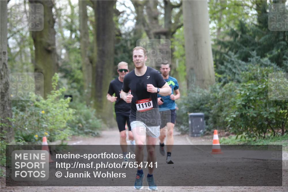 13.04.2025 - Hammer Lauf Jannik Wohlers http://msf.ph/oto/7654741 13.04.2025 10:32:32 Laufen 7, 1110 meine-sportfotos.de