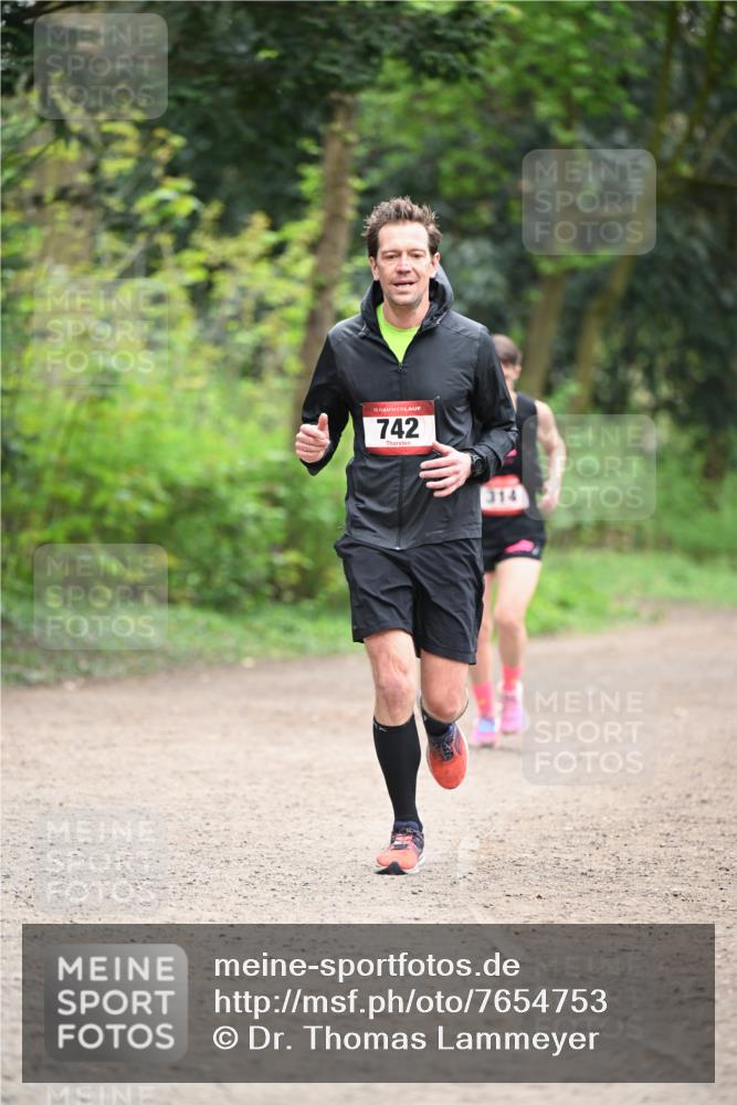 13.04.2025 - Hammer Lauf Dr. Thomas Lammeyer http://msf.ph/oto/7654753 13.04.2025 10:35:19 Laufen 15, 742, 314 meine-sportfotos.de