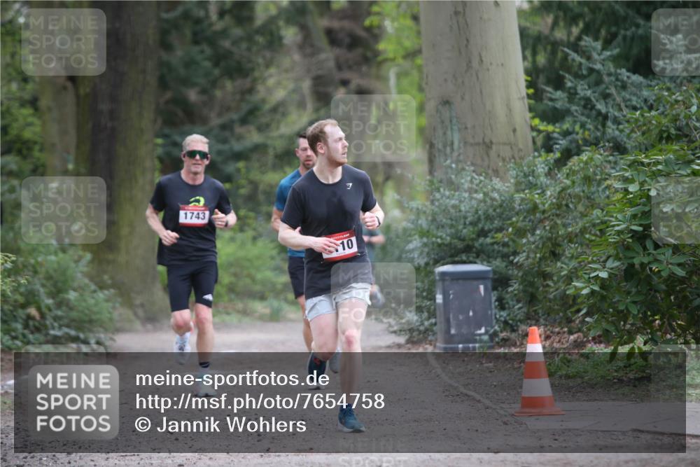 13.04.2025 - Hammer Lauf Jannik Wohlers http://msf.ph/oto/7654758 13.04.2025 10:32:30 Laufen 1743, 7, 10 meine-sportfotos.de