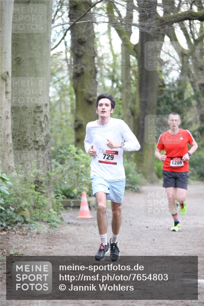 13.04.2025 - Hammer Lauf Jannik Wohlers http://msf.ph/oto/7654803 13.04.2025 10:32:12 Laufen 729, 1286 meine-sportfotos.de