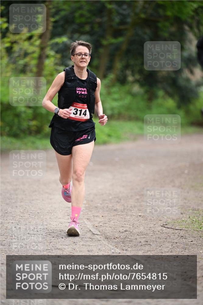 13.04.2025 - Hammer Lauf Dr. Thomas Lammeyer http://msf.ph/oto/7654815 13.04.2025 10:35:22 Laufen 15, 314 meine-sportfotos.de