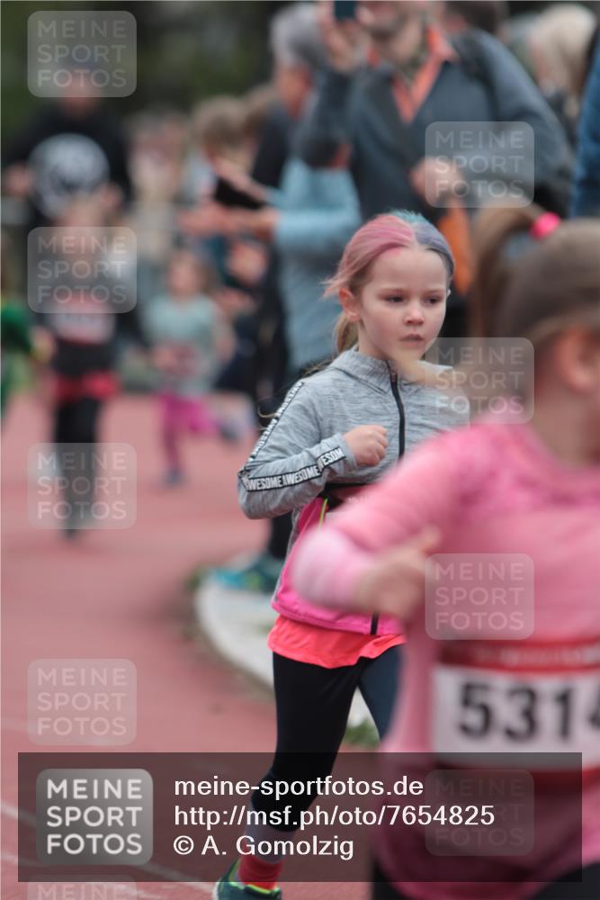 13.04.2025 - Hammer Lauf A. Gomolzig http://msf.ph/oto/7654825 13.04.2025 09:02:32 Ziel  meine-sportfotos.de