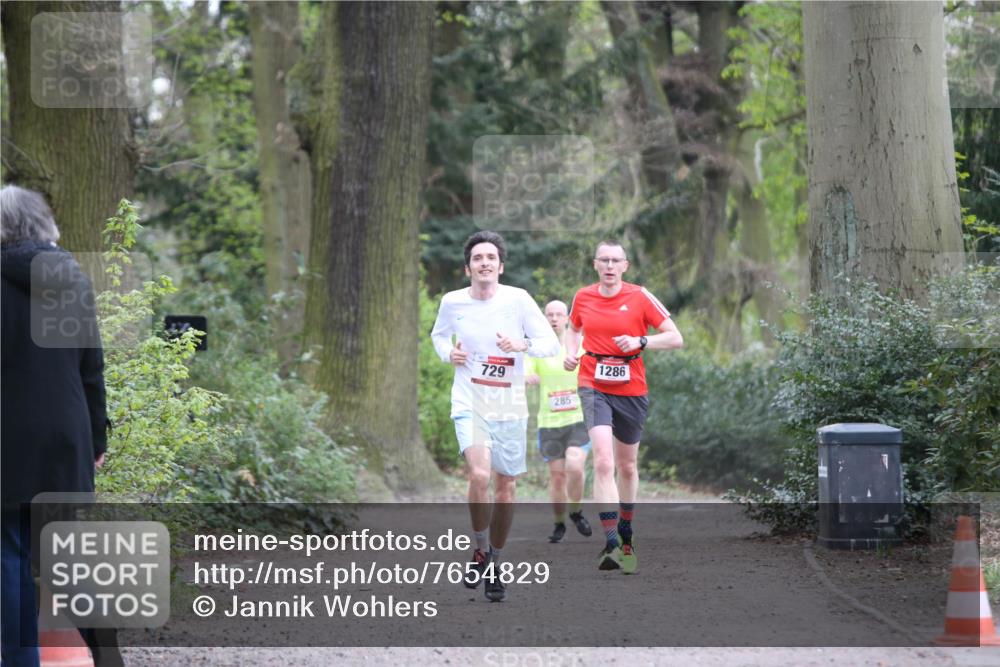 13.04.2025 - Hammer Lauf Jannik Wohlers http://msf.ph/oto/7654829 13.04.2025 10:32:08 Laufen 729, 285, 1286 meine-sportfotos.de