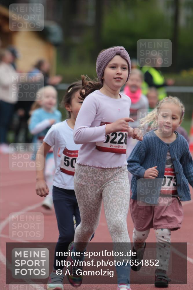 13.04.2025 - Hammer Lauf A. Gomolzig http://msf.ph/oto/7654852 13.04.2025 09:02:43 Ziel  meine-sportfotos.de