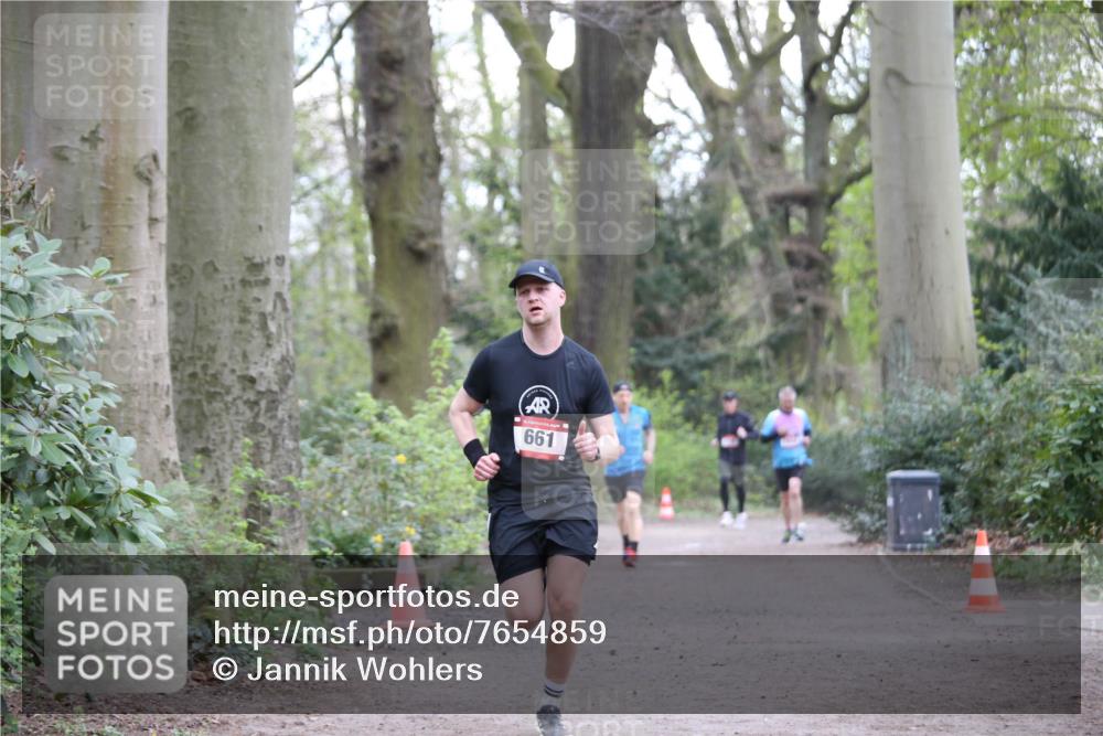13.04.2025 - Hammer Lauf Jannik Wohlers http://msf.ph/oto/7654859 13.04.2025 10:31:49 Laufen 661 meine-sportfotos.de