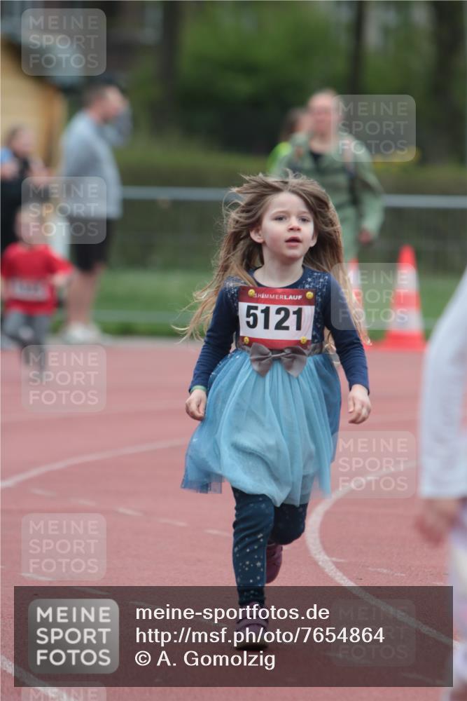 13.04.2025 - Hammer Lauf A. Gomolzig http://msf.ph/oto/7654864 13.04.2025 09:02:50 Ziel  meine-sportfotos.de
