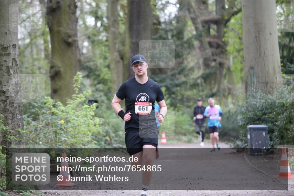 13.04.2025 - Hammer Lauf Jannik Wohlers http://msf.ph/oto/7654865 13.04.2025 10:31:49 Laufen 661 meine-sportfotos.de