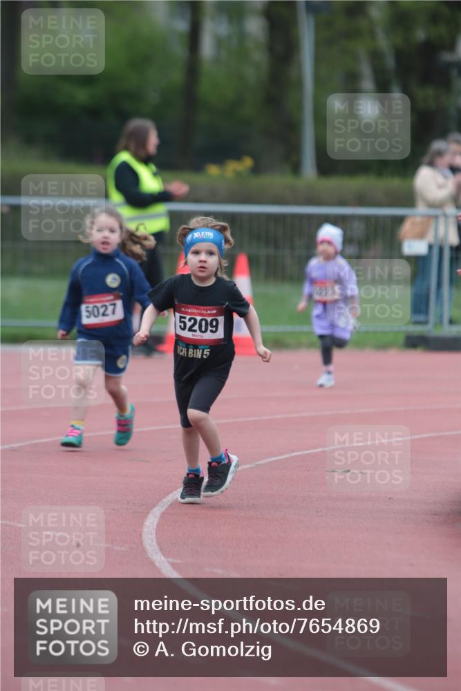 13.04.2025 - Hammer Lauf A. Gomolzig http://msf.ph/oto/7654869 13.04.2025 09:02:56 Ziel  meine-sportfotos.de