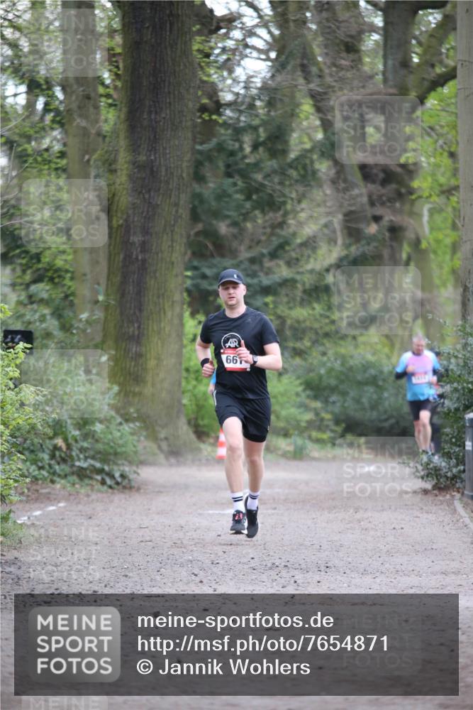 13.04.2025 - Hammer Lauf Jannik Wohlers http://msf.ph/oto/7654871 13.04.2025 10:31:46 Laufen 66 meine-sportfotos.de