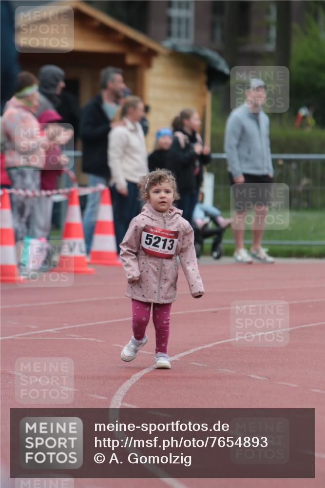 13.04.2025 - Hammer Lauf A. Gomolzig http://msf.ph/oto/7654893 13.04.2025 09:03:12 Ziel  meine-sportfotos.de