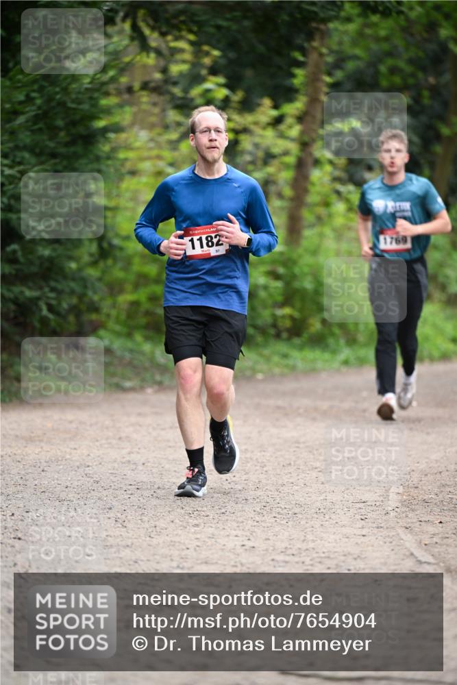 13.04.2025 - Hammer Lauf Dr. Thomas Lammeyer http://msf.ph/oto/7654904 13.04.2025 10:35:34 Laufen 15, 1182, 97, 1769 meine-sportfotos.de