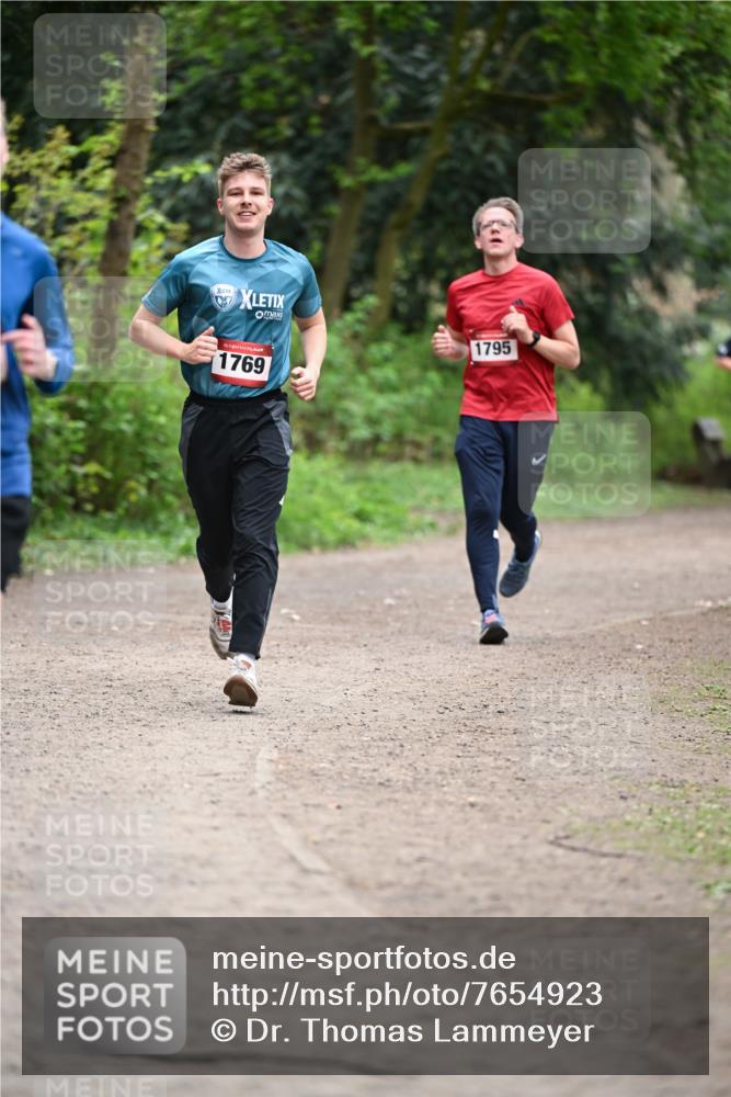 13.04.2025 - Hammer Lauf Dr. Thomas Lammeyer http://msf.ph/oto/7654923 13.04.2025 10:35:35 Laufen 1795, 15, 1769 meine-sportfotos.de