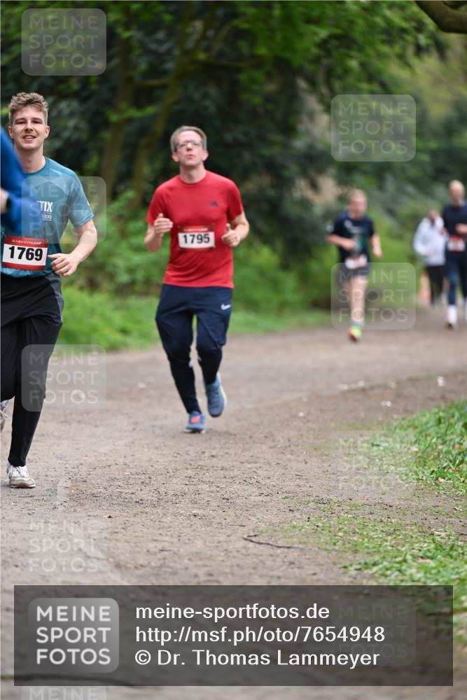 13.04.2025 - Hammer Lauf Dr. Thomas Lammeyer http://msf.ph/oto/7654948 13.04.2025 10:35:36 Laufen 1795, 15, 1769 meine-sportfotos.de