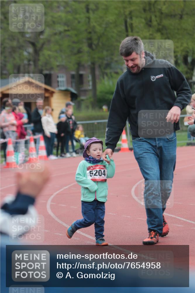 13.04.2025 - Hammer Lauf A. Gomolzig http://msf.ph/oto/7654958 13.04.2025 09:03:55 Ziel  meine-sportfotos.de
