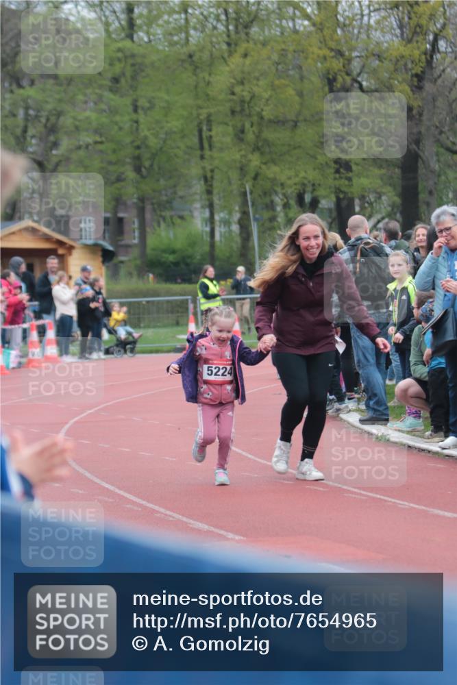 13.04.2025 - Hammer Lauf A. Gomolzig http://msf.ph/oto/7654965 13.04.2025 09:04:14 Ziel  meine-sportfotos.de